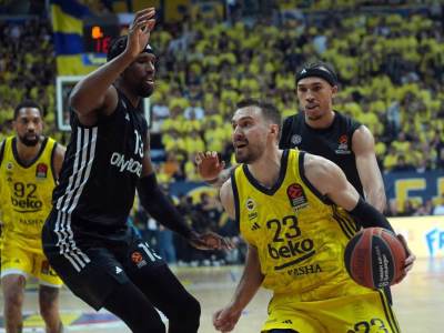 Fenerbahče je pobijedio Pariz i poveo u plej-of seriji Evrolige Fenerbahče je pobijedio Pariz i poveo u plej-of seriji Evrolige