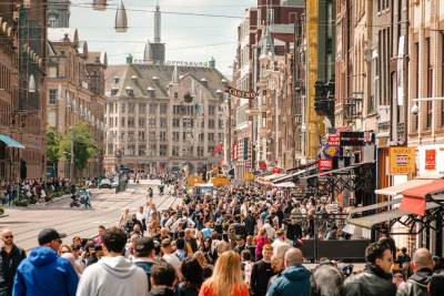  Stanovnici Amsterdama tužili grad zbog turista 
