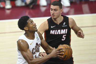  Klivlend pobijedio Majami i poveo 3-0 u seriji 