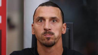  zlatan ibrahimovic smjenjuje trenera milana i dobija otkaz 