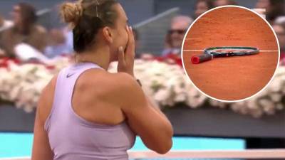  Arini Sabalenki ispao reket iz ruke  