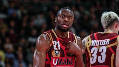  Real Madrid krade centra Crvenoj zvezdi 