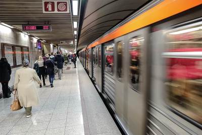  Nestanak struje u londonskom metrou 