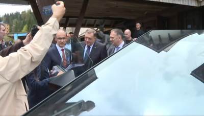  Dodik isprobao Cybertruck na Jahorini 