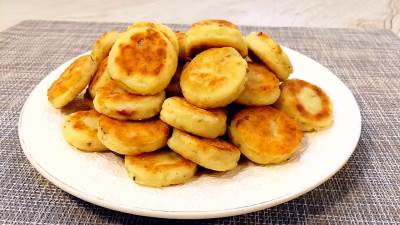  pogačice od krompira i sira  