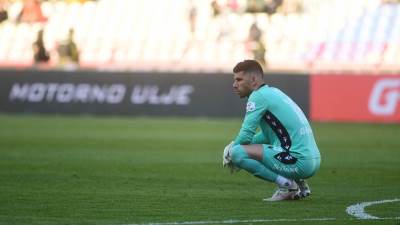  crvena zvezda prodaje omrija glazera 