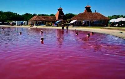  Da li ste znali da u Srbiji postoji roze jezero? 