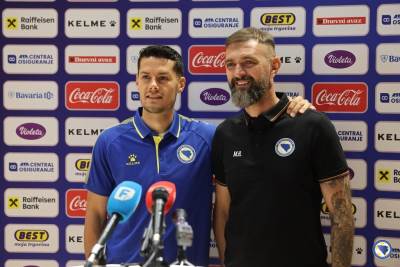  Mirko Hrgović i Haris Hajradinović pred meč Bih San Marino 