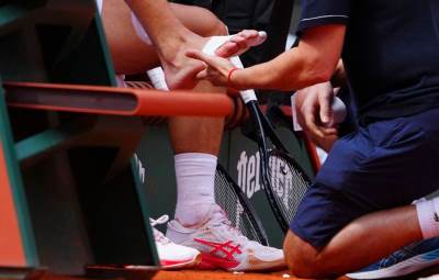  Novaka Đokovića na Rolan Garosu muče žuljevi 