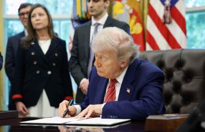  Donald Tramp zabranio ulazak državljanima 12 zemalja 