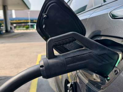  Đorđe iz Novog Sada kontruisao je mali gradski automobil Ekomobil 