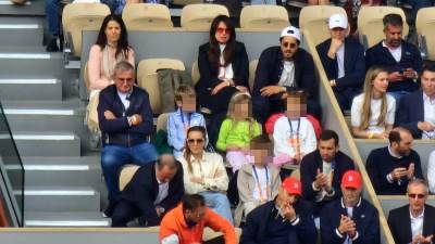  Loža Novaka Đokovića na meču polufinala Rolan Garosa protiv Janika Sinera 