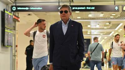  dragan stojkovic cestitam albaniji na atmosferi 