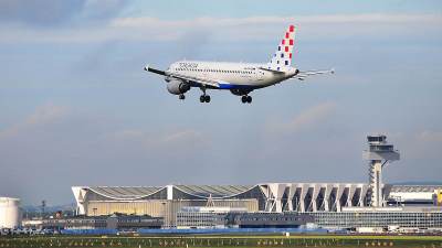 Zatvoren aerodrom Franjo Tuđman u Zagrebu zbog incidenta pri slijetanju aviona Zatvoren aerodrom Franjo Tuđman u Zagrebu zbog incidenta pri slijetanju aviona