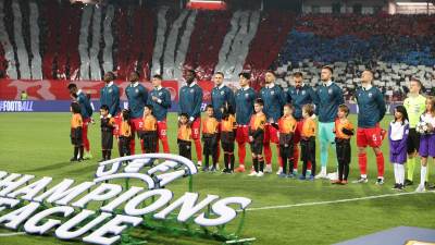  Na utakmici Crvene zvezde i Barselone bilo 70.000 gledalaca 