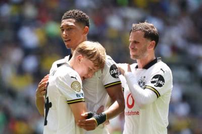  Rezervni fudbaleri Borusije bili u svlačionici umjesto na klupi zbog vrućina 