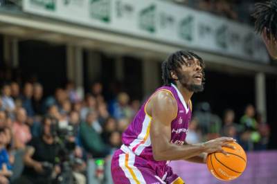  Kori Volden produžio ugovor sa Jopos Ljeidom  