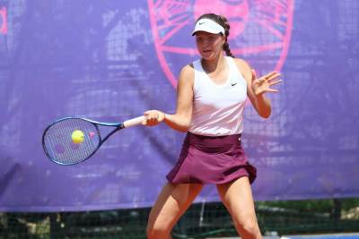  Lola Radivojević ispala iz kvalifikacija za Vimbldon 