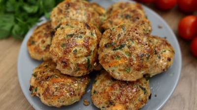   pljeskavice sa povrćem 