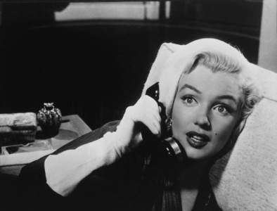  Pasoš Merilin Monro i fotografija s posvetom prodati za nevjerovatnu cifru 