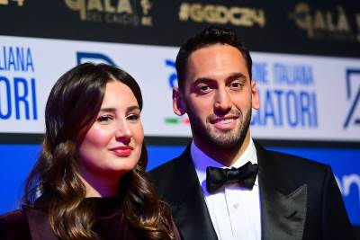  Simen i Hakan Čalhanoglu 