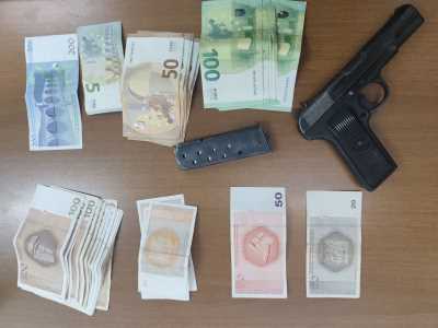  U akciji star pronađeno oružje i droga 