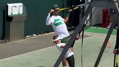  Tara Đoković na treningu sa Novakom 