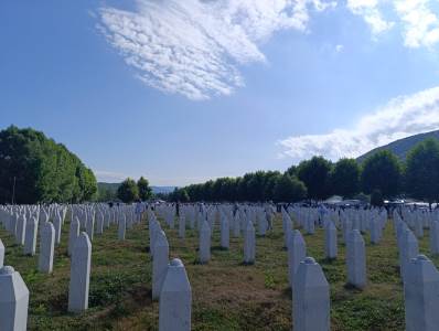  Ukopano sedam bošnjačkih žrtava u Potočarima 