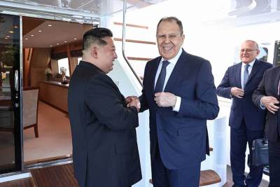  Sergej Lavrov u posjeti kod Kim Džong Una 