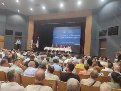 Miličević podnio neopozivu ostavku na čelu SDS-a Miličević podnio neopozivu ostavku na čelu SDS-a