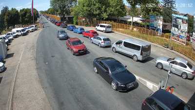 Gužve na gbraničnim prelazima u BiH Gužve na gbraničnim prelazima u BiH