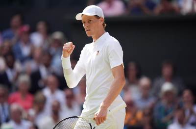  Janik Siner osvojio tri miliona funti, ali je odmah ostao skoro bez polovine! 