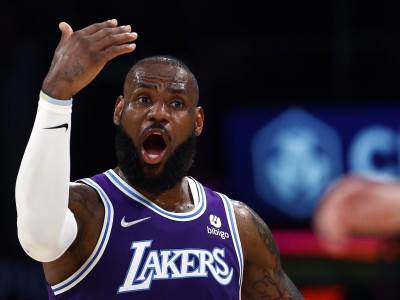  Lebron Džejms nije dobio u Lejkersima novi ugovor 