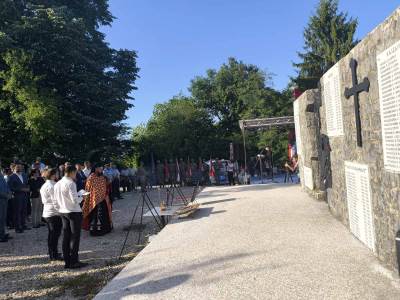  Mjesto natopljeno krvlju djece: Dan sjećanja u Gornjem Jelovcu 