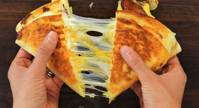  Tortilje sa slaninicom i sirom 