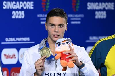 david popovici osvojio drugo zlato na sp u plivanju david popovici osvojio drugo zlato na sp u plivanju