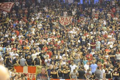  Zvezda zove navijače 