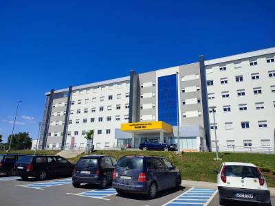  Bolnica "Sveti apostol Luka": Od sutra ponovo moguće posjete pacijentima 