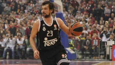  Košarkaši Reala poveli 2:0 protiv Barselone 