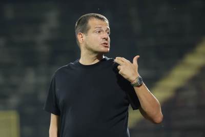  Nenad Lalatović napušta srpski fudbal 