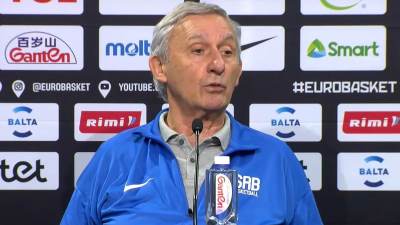  Svetislav Pešić tražio od novinara da ne pale narod  