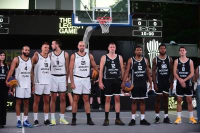  KK Partizan predstavio nove dresove  