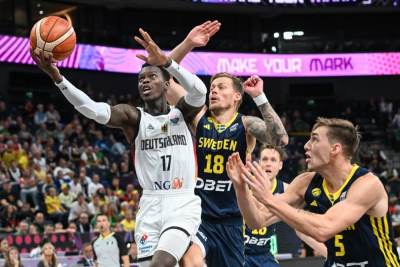  Selektor Njemačke Aleks Mumbru u bolnici ne vodi ekipu do kraja grupne faze 