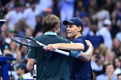  Bublik o Janiku Sineru 