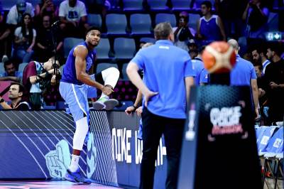  Janis gledao kako BiH igra protiv Grčke  