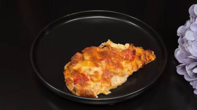  Pileći file iz rerne sa sirom i paprikom 