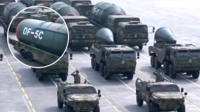  Kina prikazala moćne rakete 