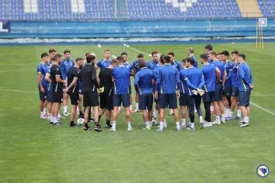 Reprezentativci BiH odradili trening na Grbavici 