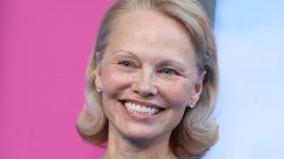  Pamela Anderson boja kose 