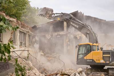  Počelo rušenje objekta stare Građevinske škole u Banjaluci 